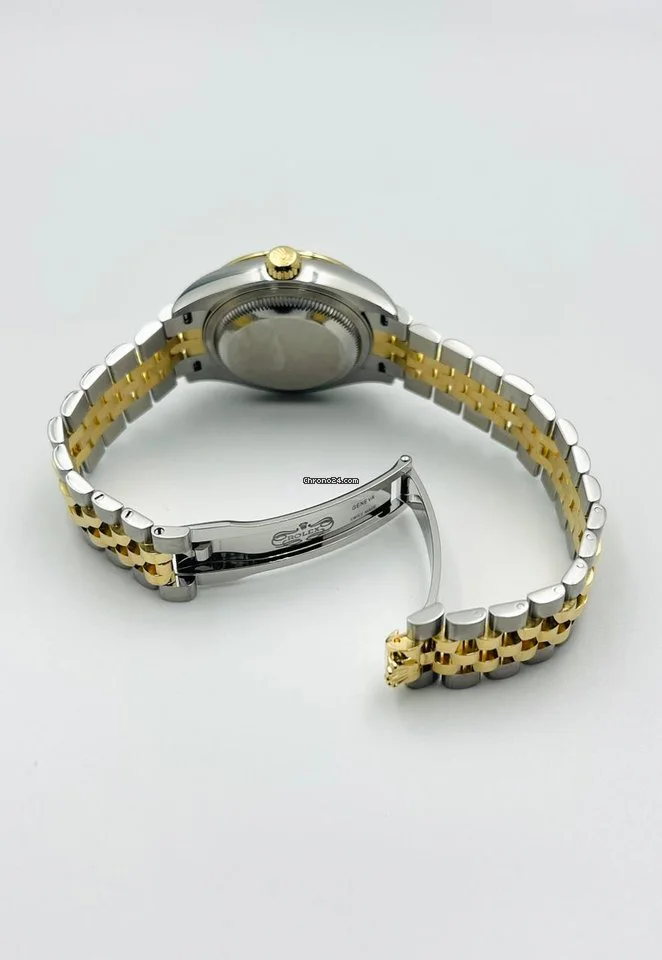 Rolex Lady-Datejust box and papers 2022